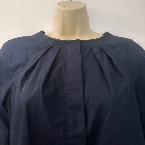Brooks Brothers Navy Pleated Women’s Short Sleeve Blouse Cotton Blend Size 2 - Picture 4 of 11